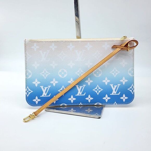 Louis Vuitton Neverfull MM Pochette in Multicolor Special Edition Mint Condition - Picture 1 of 3